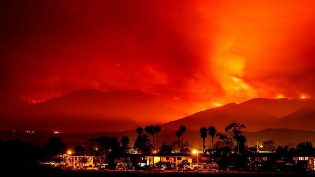 ss-170710-california-wildfires-se-01_9e6c933d923784777d27d1ad704752cb.nbcnews-ux-2880-1000